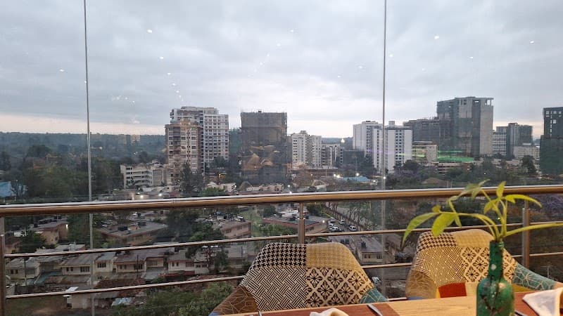 Cloud Hotel & Suites