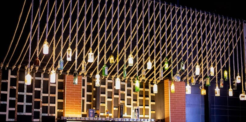 Kettle House Bar & Grill