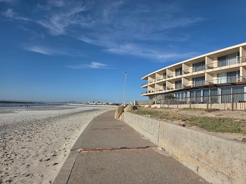 Lagoon Beach Hotel & Spa