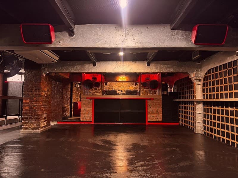 Modular Club