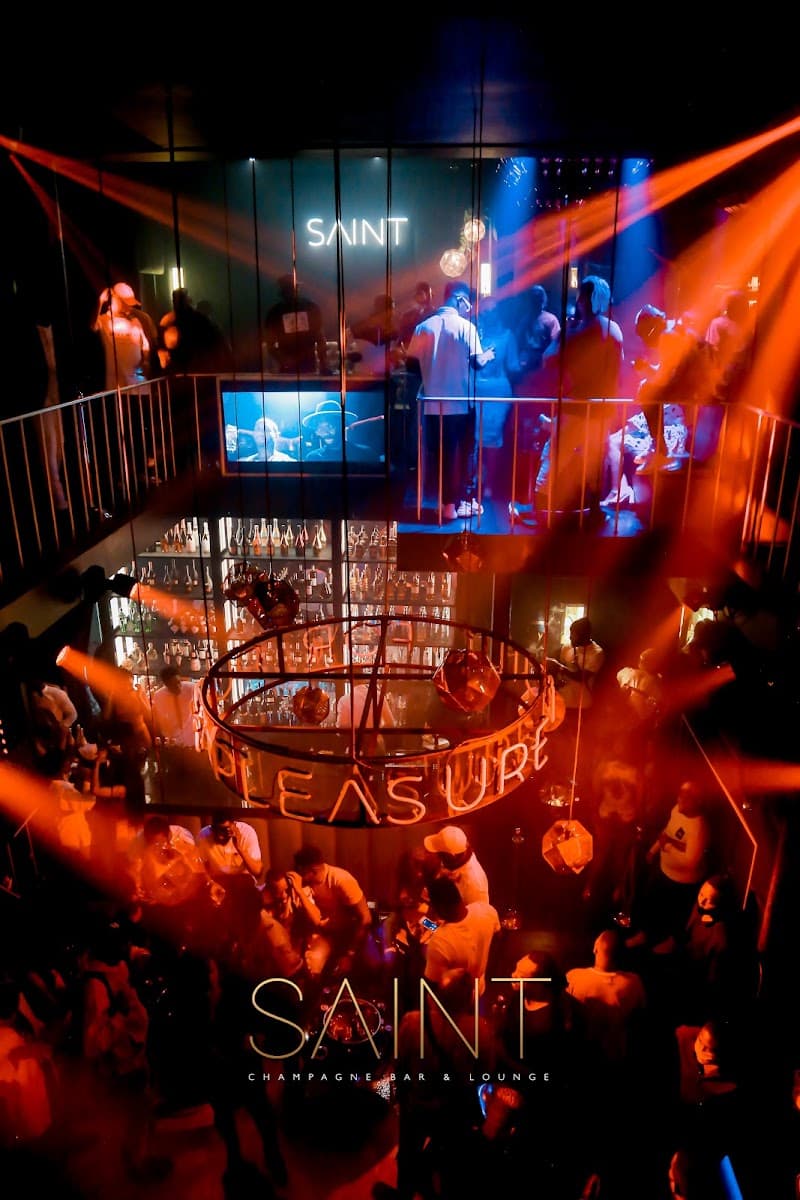 Saint Champagne Bar & Lounge - Nightclub