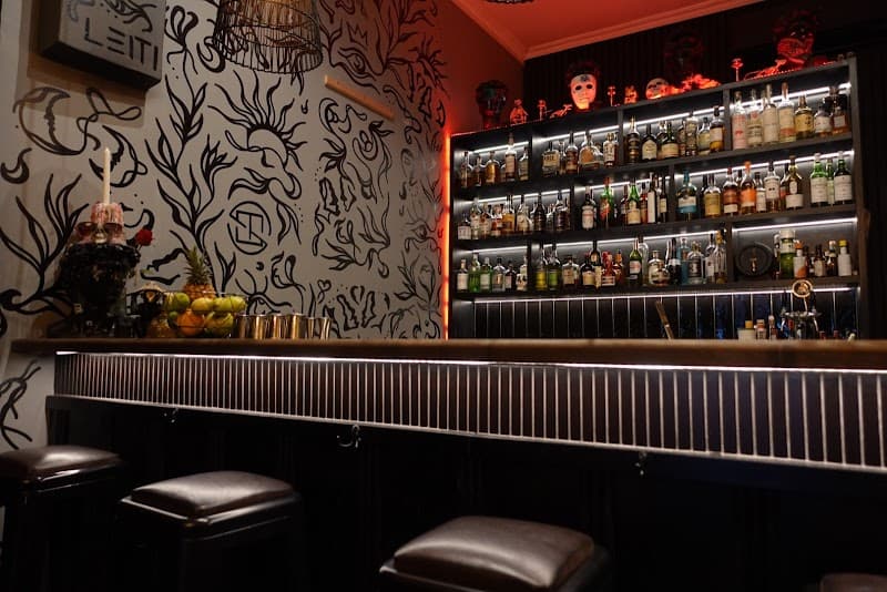 Talking To Strangers